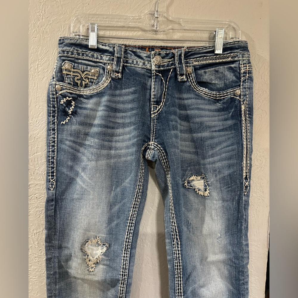 Rock Revival Distressed Bedazzle Low Rise Kai Capri Med Wash Womens Jean size 28